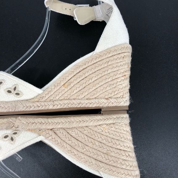 Unisa Unareia Cream Embroidered Eyelet Ankle Strap Espadrille Wedge Sandals 8 - Picture 12 of 15